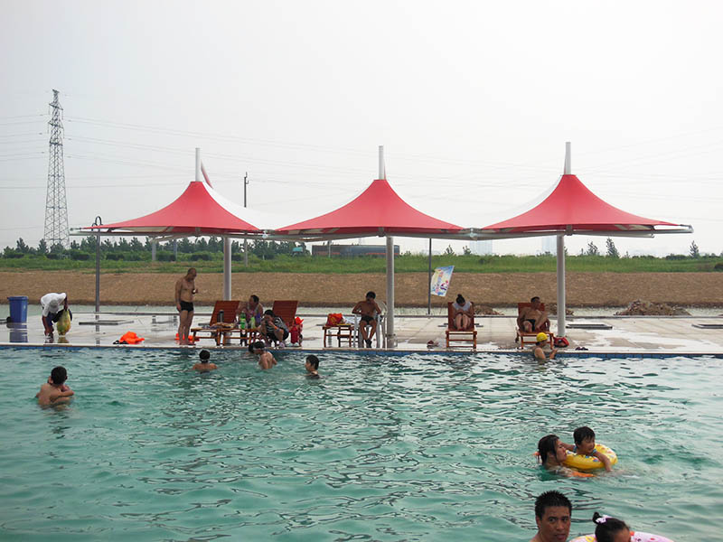 東營萬象游樂園膜結(jié)構(gòu)遮陽傘